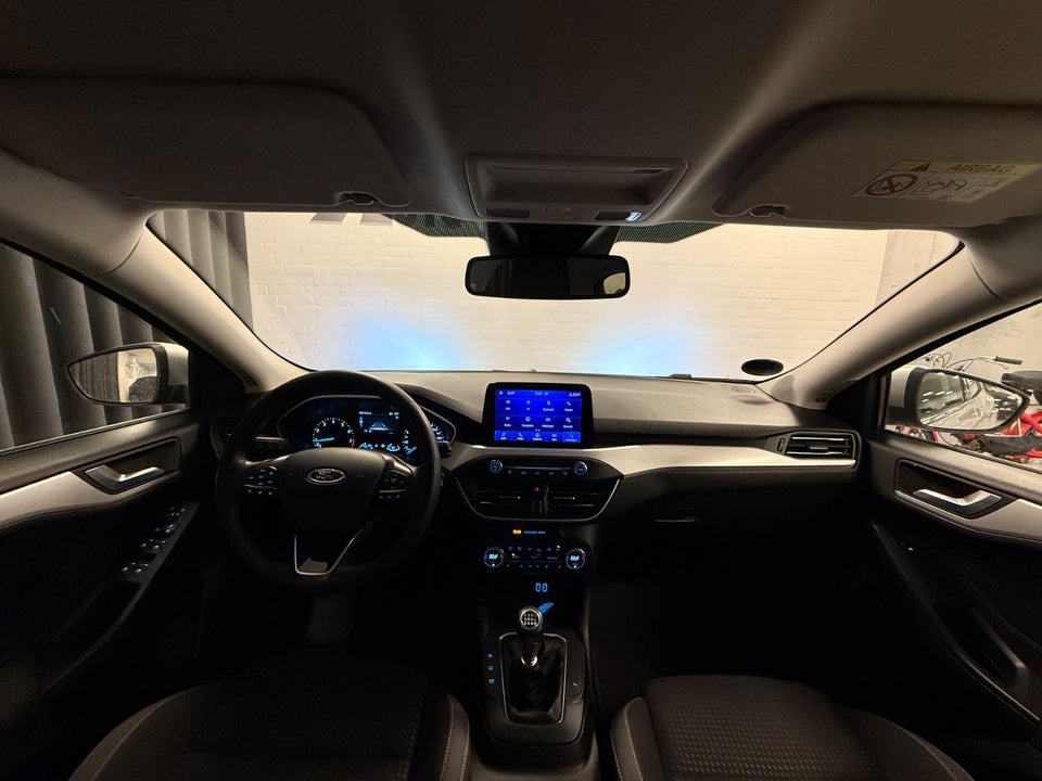 Ford Focus 1,0 EcoBoost mHEV Titanium 5d