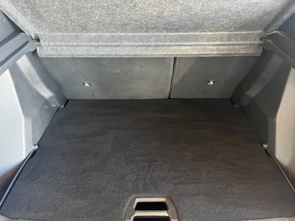 Peugeot e-2008 50 Allure 5d