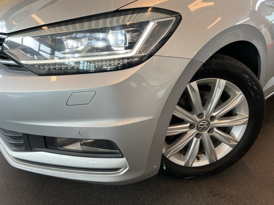VW Touran 1,8 TSi 180 Highline DSG 7prs 5d