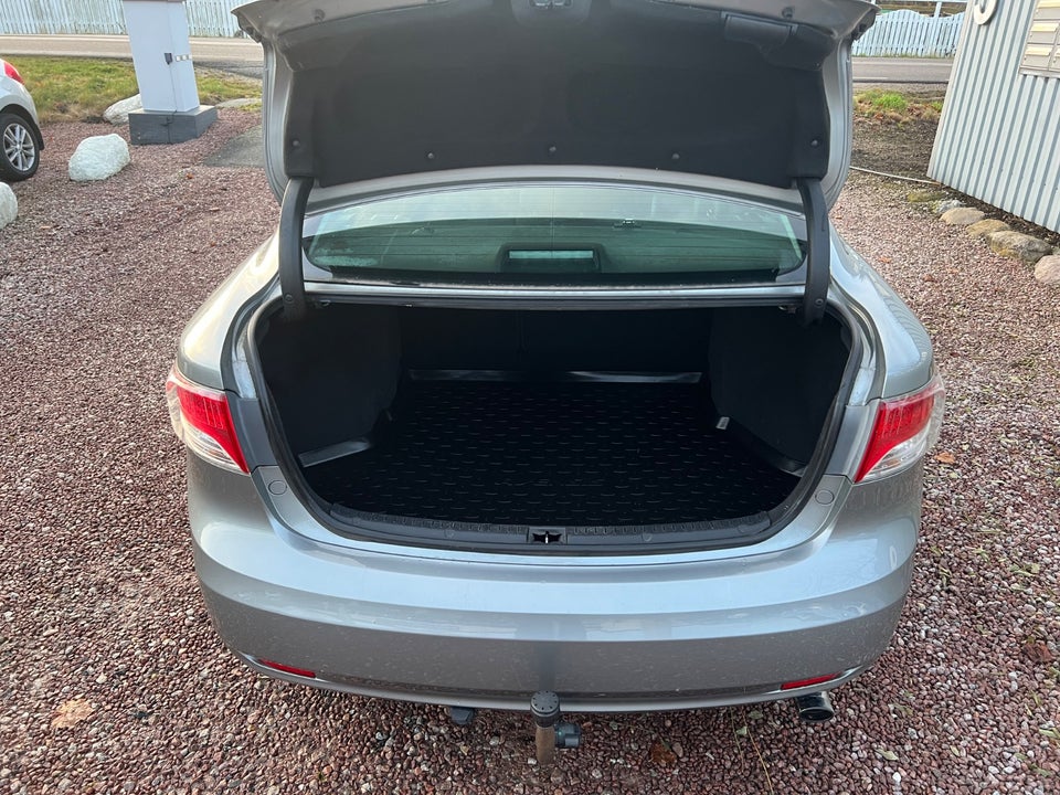 Toyota Avensis 1,6 VVT-i T1 4d