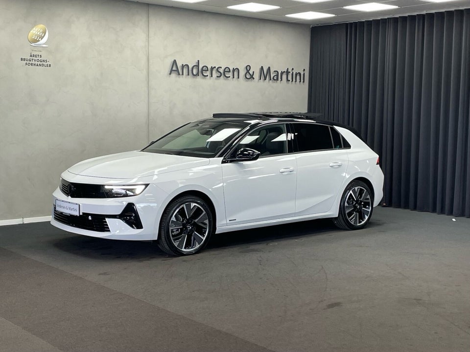 Opel Astra-e 54 Ultimate 5d