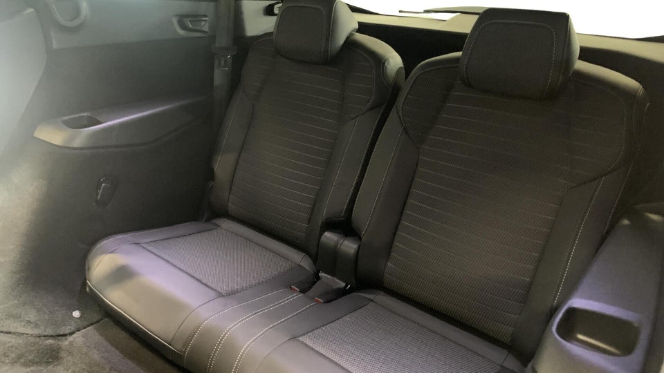 Peugeot e-5008 77 GT 7prs 5d