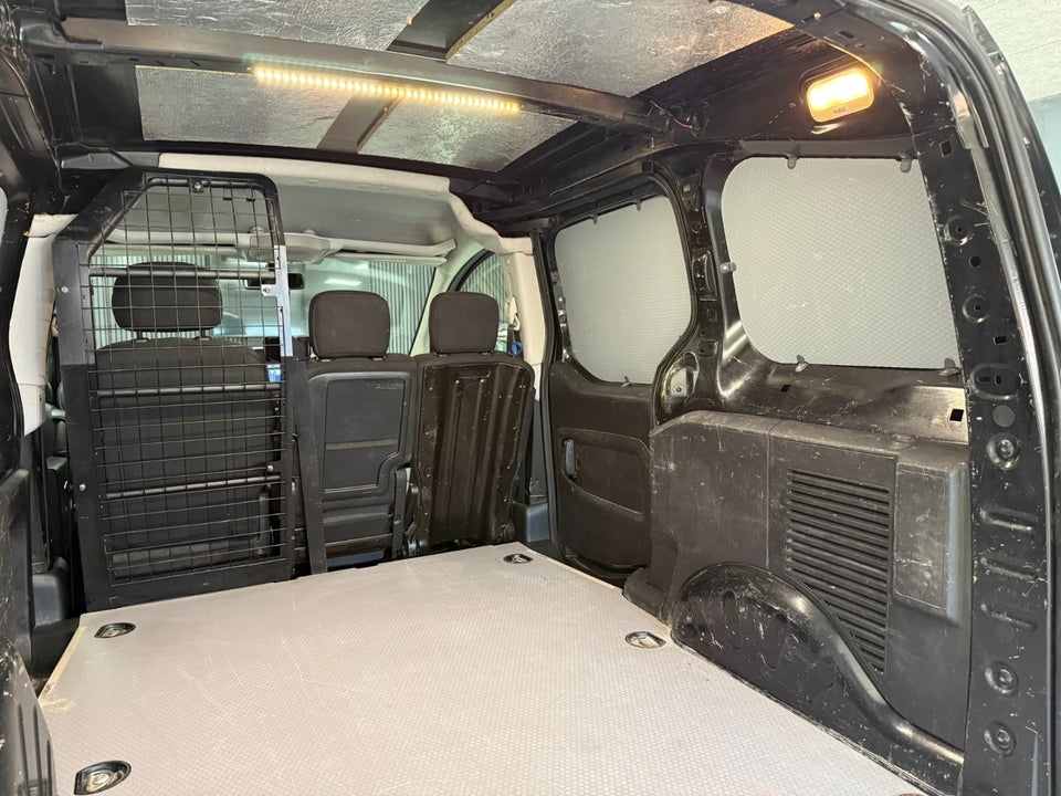 Peugeot Partner 1,6 BlueHDi 100 L1 Flex Van 5d