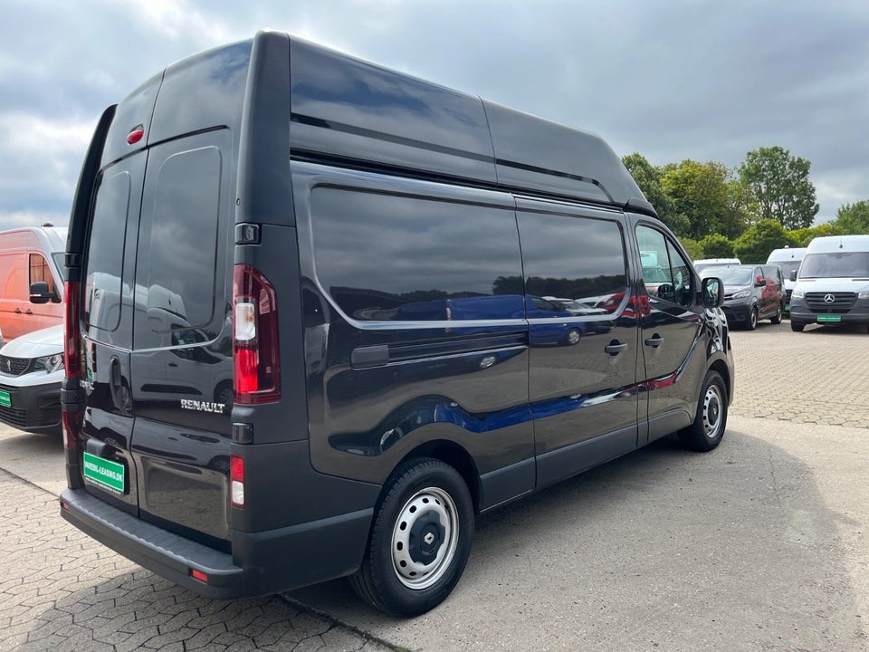 Renault Trafic T29 2,0 dCi 145 L2H2