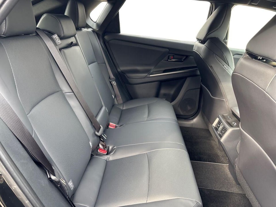 Toyota bZ4X 73 Executive 5d