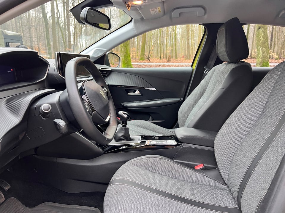 Peugeot 208 1,2 PureTech 100 Allure+ 5d