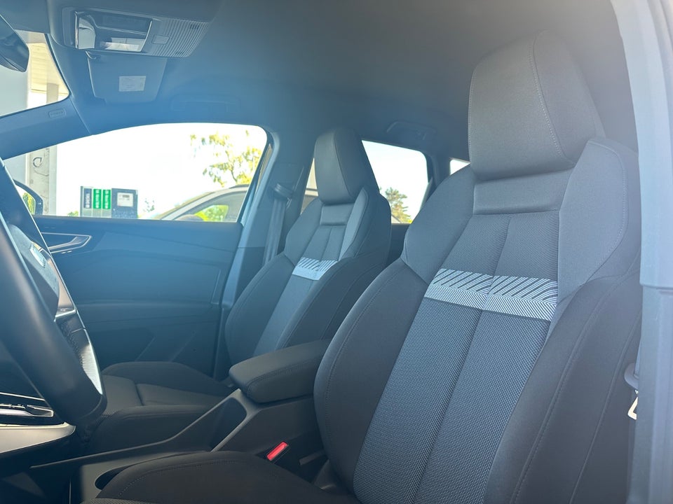 Audi Q4 e-tron 50 Attitude quattro 5d