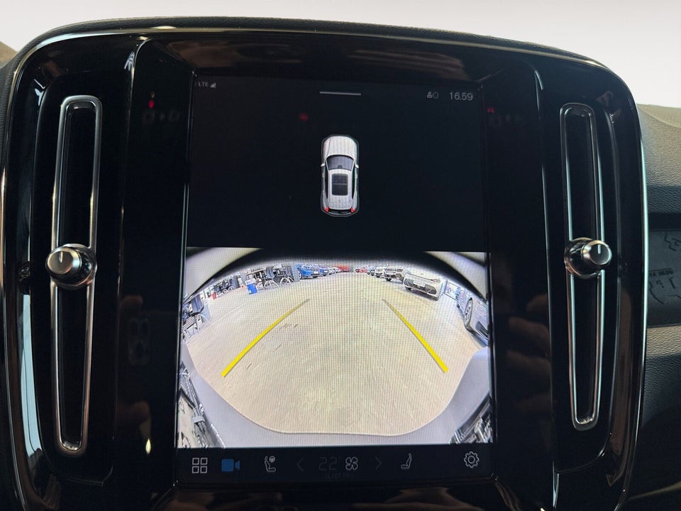 Volvo XC40 P6 ReCharge Plus 5d