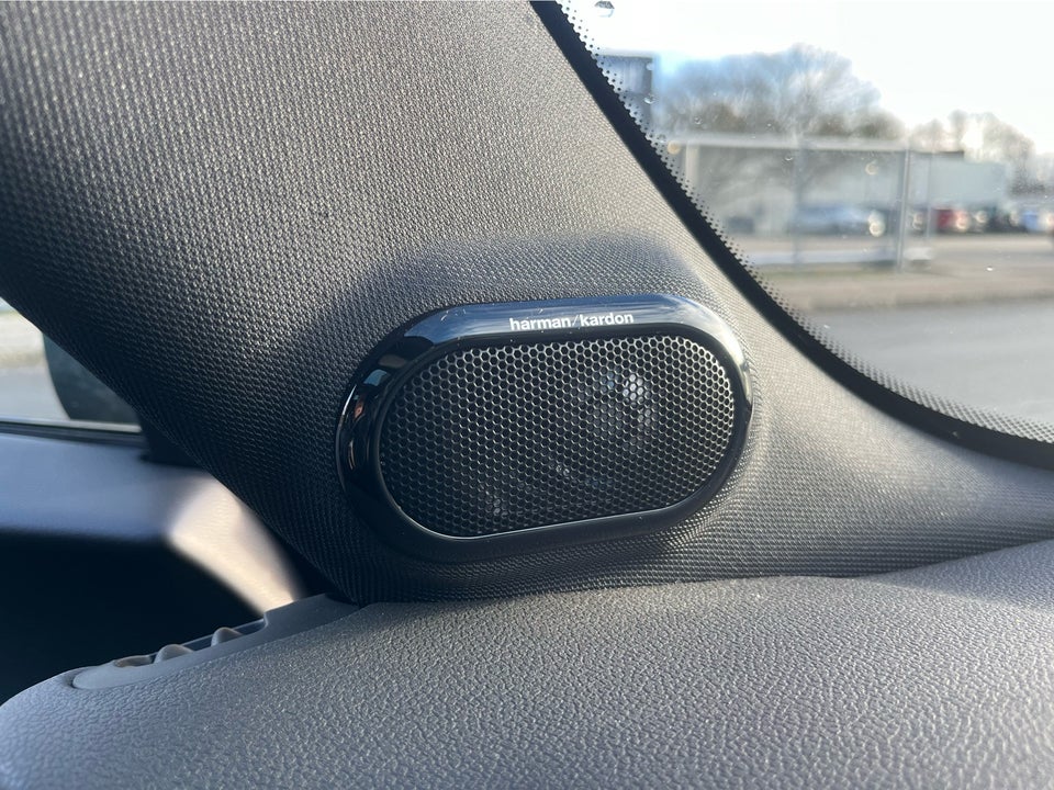 MINI Cooper SE Essential 3d