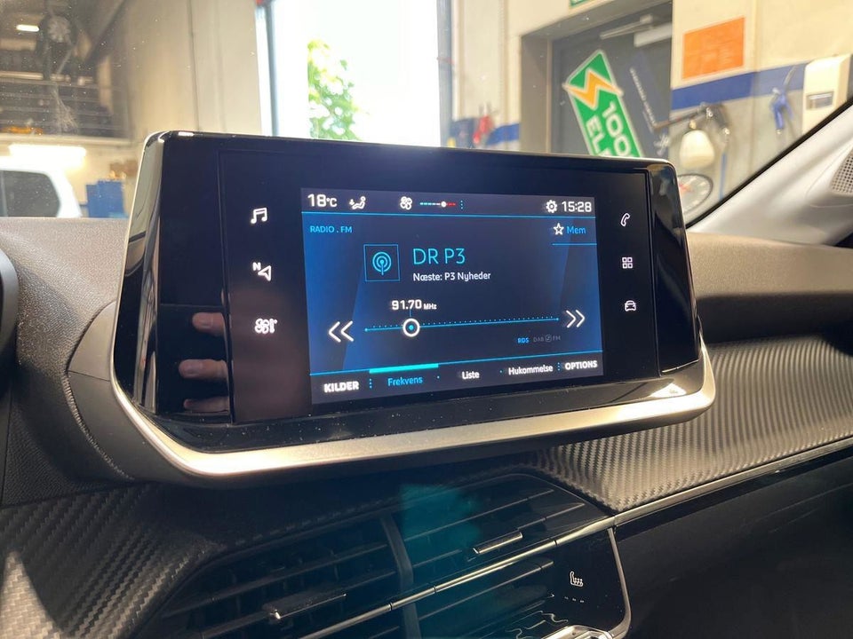 Peugeot 208 1,2 PureTech 75 Selection 5d