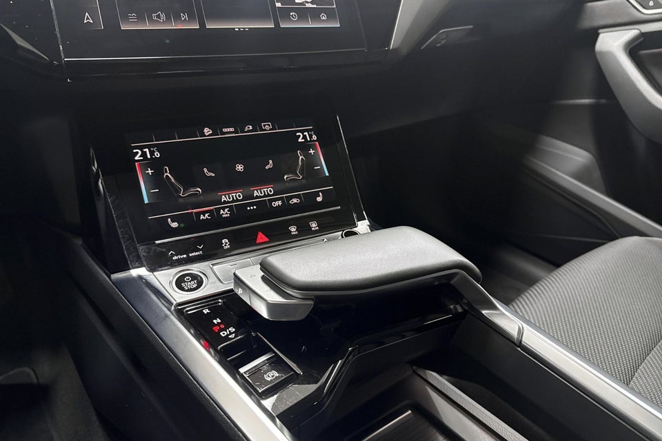 Audi e-tron 55 Advanced quattro 5d