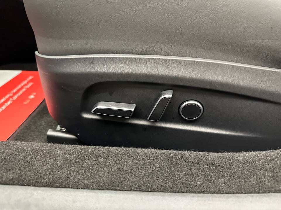 Tesla Model 3 RWD 4d