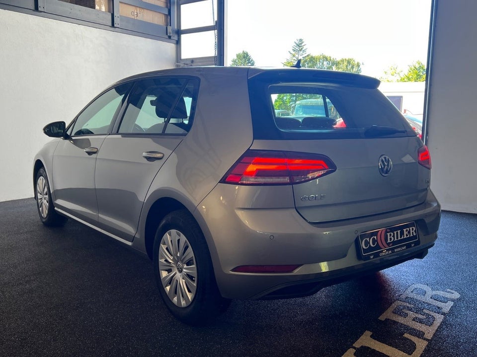 VW Golf VII 1,0 TSi 85 Trendline 5d