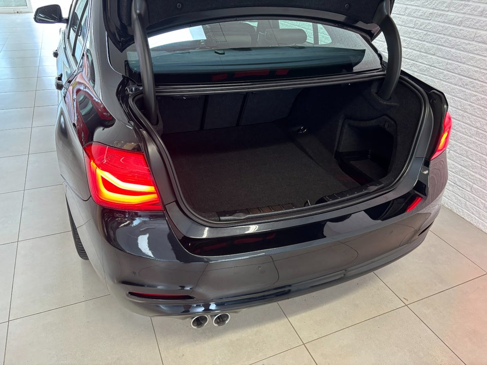 BMW 320d 2,0 Sport Line aut. 4d
