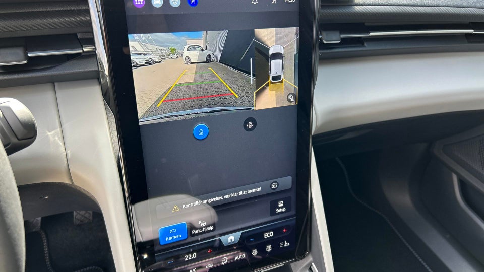 Ford Capri 82 Premium Extended Range 5d