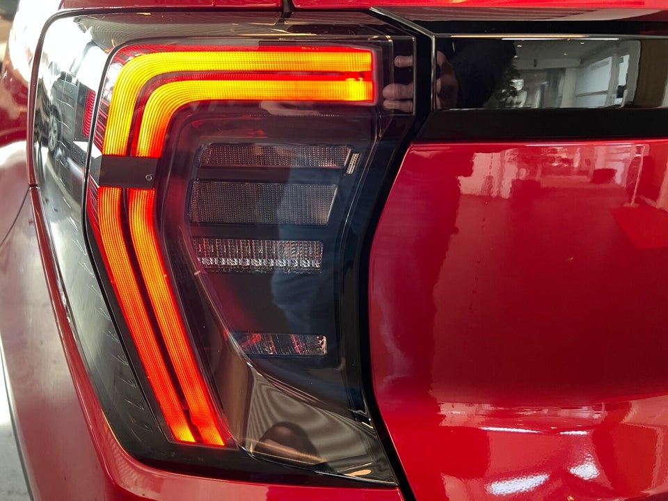 Ford Explorer 79 Select Extended Range AWD 5d