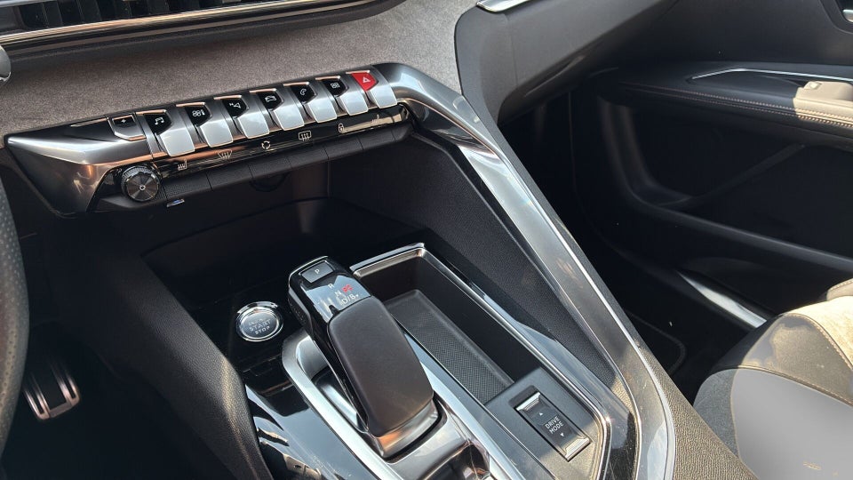 Peugeot 3008 1,6 Hybrid4 GT EAT8 5d