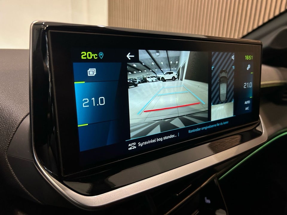 Peugeot e-208 50 GT 5d