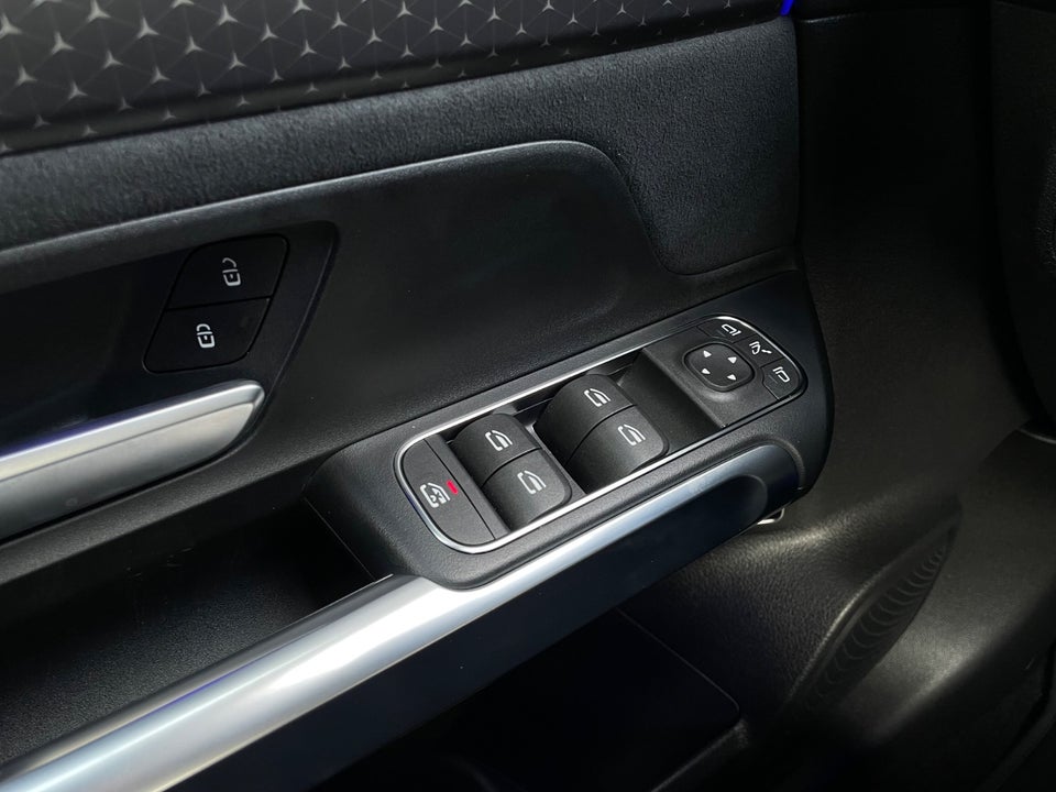 Mercedes EQB250+ AMG Line 5d