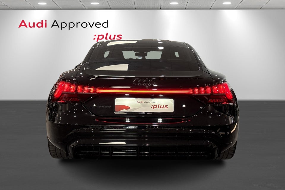 Audi e-tron GT quattro 4d