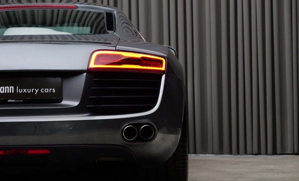 Audi R8 4,2 FSi Coupé quattro R-tr. 2d
