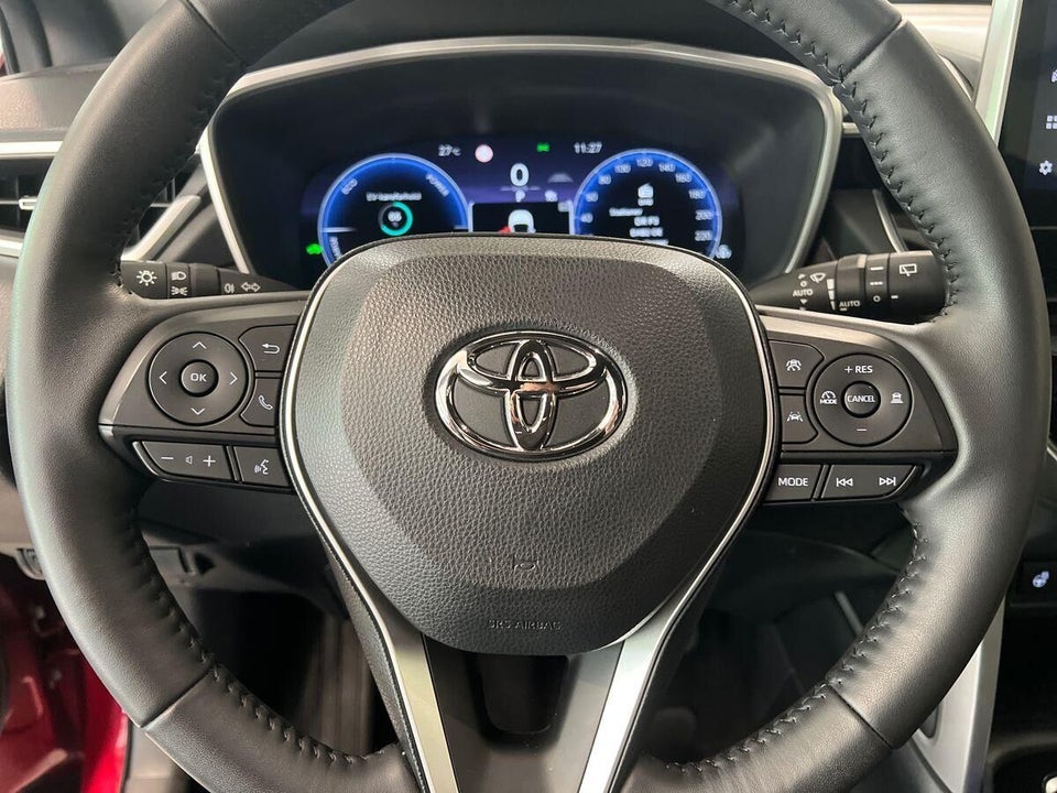 Toyota Corolla Cross 2,0 Hybrid Active CVT 5d