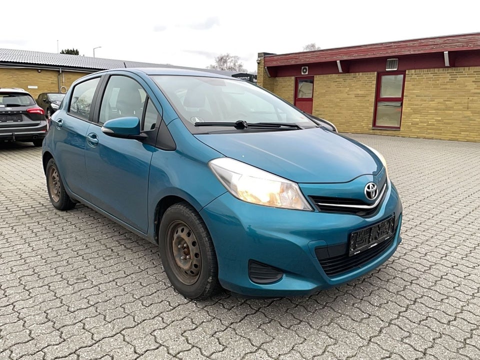 Toyota Yaris 1,0 VVT-i T2 Touch 5d