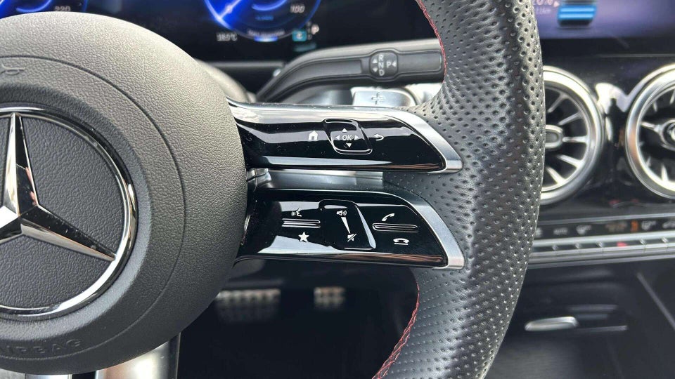 Mercedes EQB250+ AMG Premium 5d