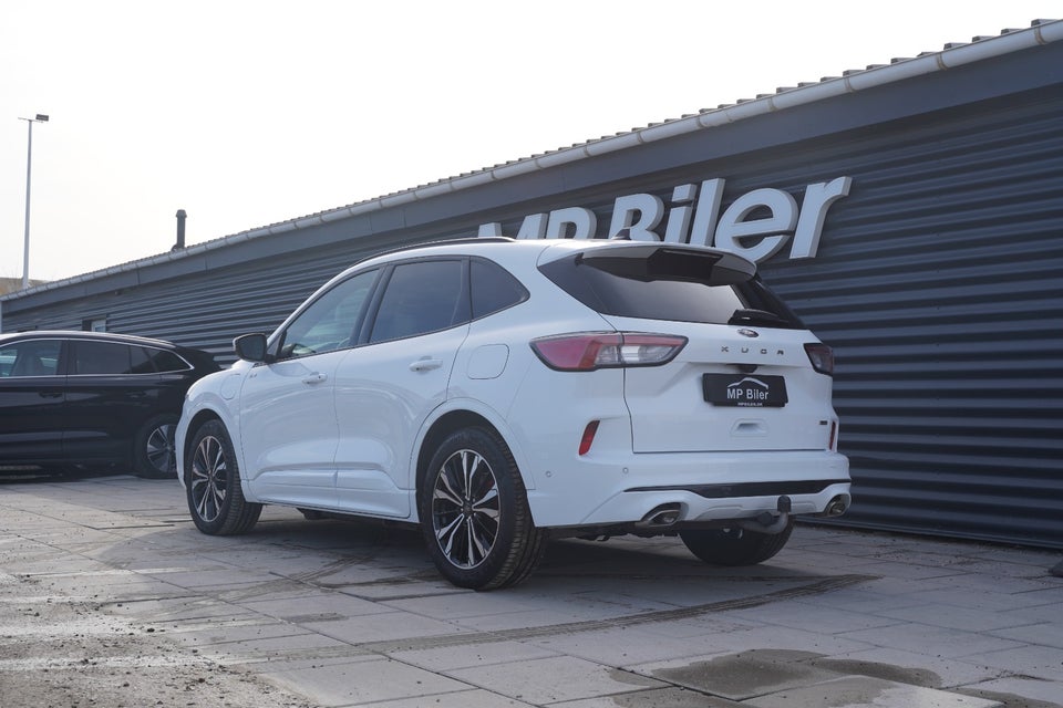 Ford Kuga 2,5 PHEV ST-Line X CVT 5d