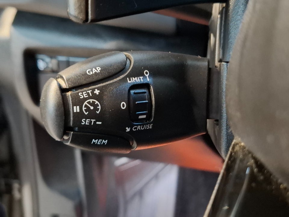 Citroën C5 Aircross 1,6 Hybrid Shine Sport EAT8 5d