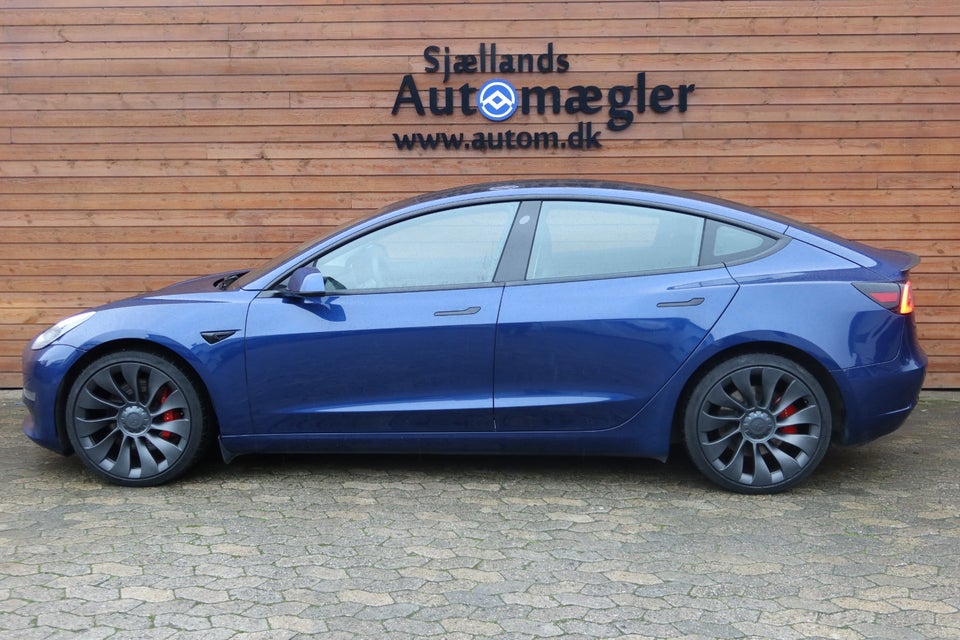 Tesla Model 3 Performance AWD 4d
