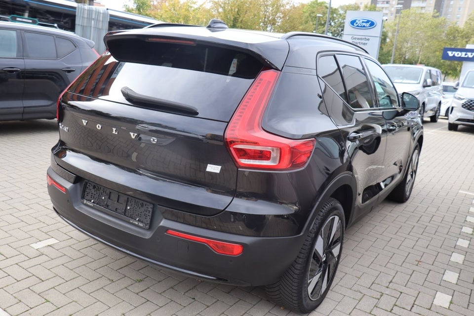 Volvo XC40 ReCharge Twin Plus 5d