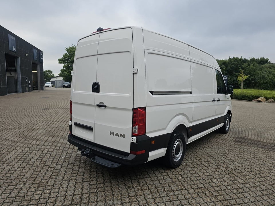 MAN TGE 2,0 3.180 Kassevogn L3H3 aut. FWD