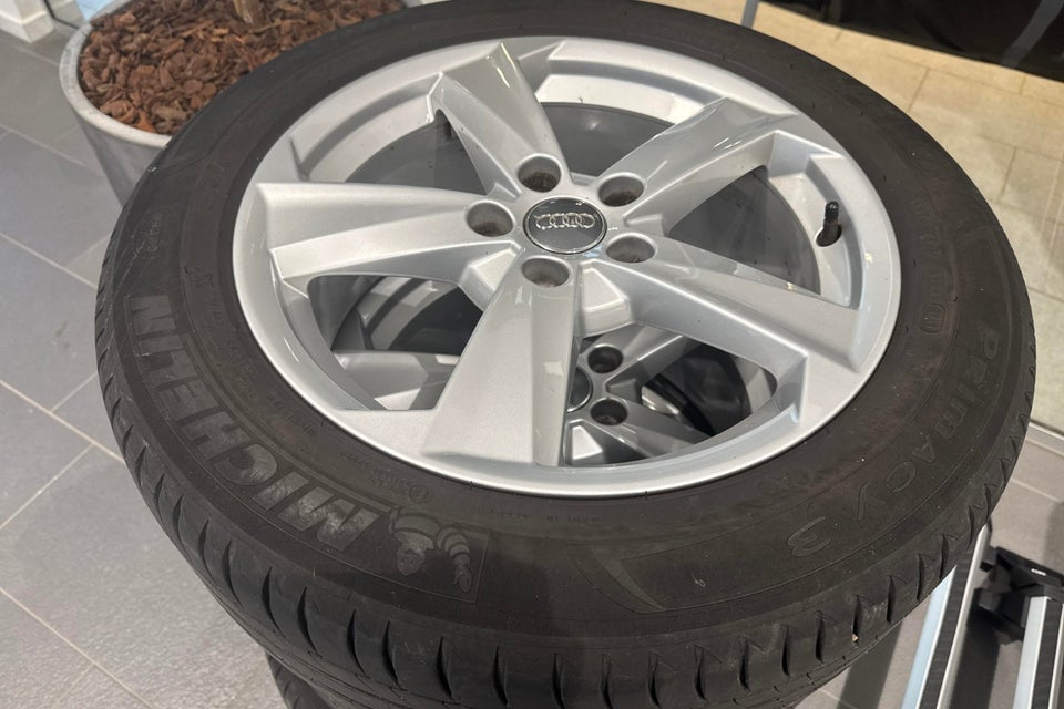 Audi Q2 35 TFSi Sport Prestige Select S-tr. 5d