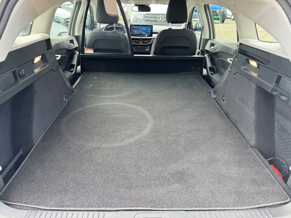 Ford Focus 1,5 EcoBlue Titanium stc. aut. Van 5d