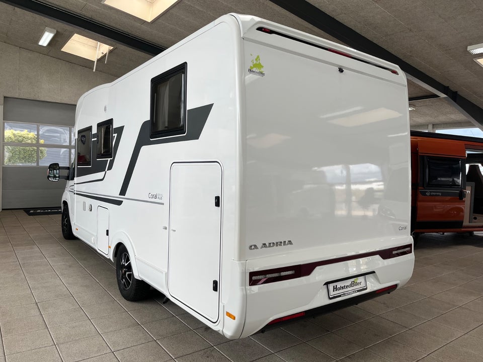 Fiat Adria 2,3 Coral Plus 670 SLT aut. 3d
