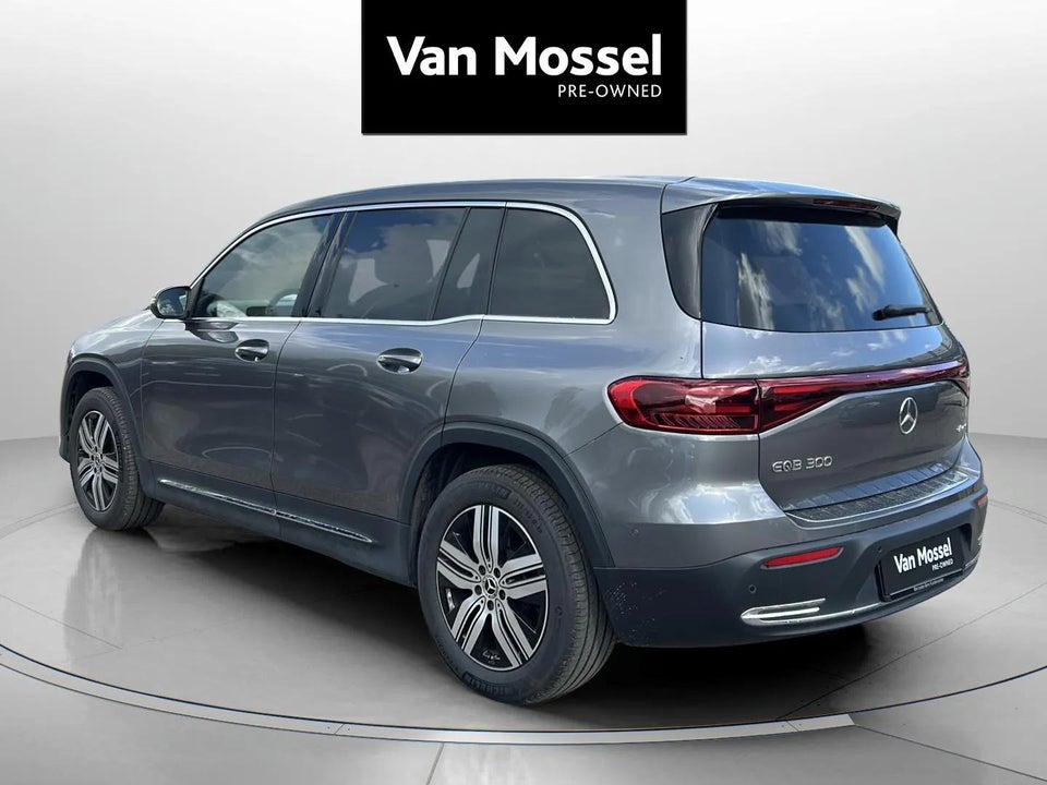 Mercedes EQB300 Progressive 4Matic 5d