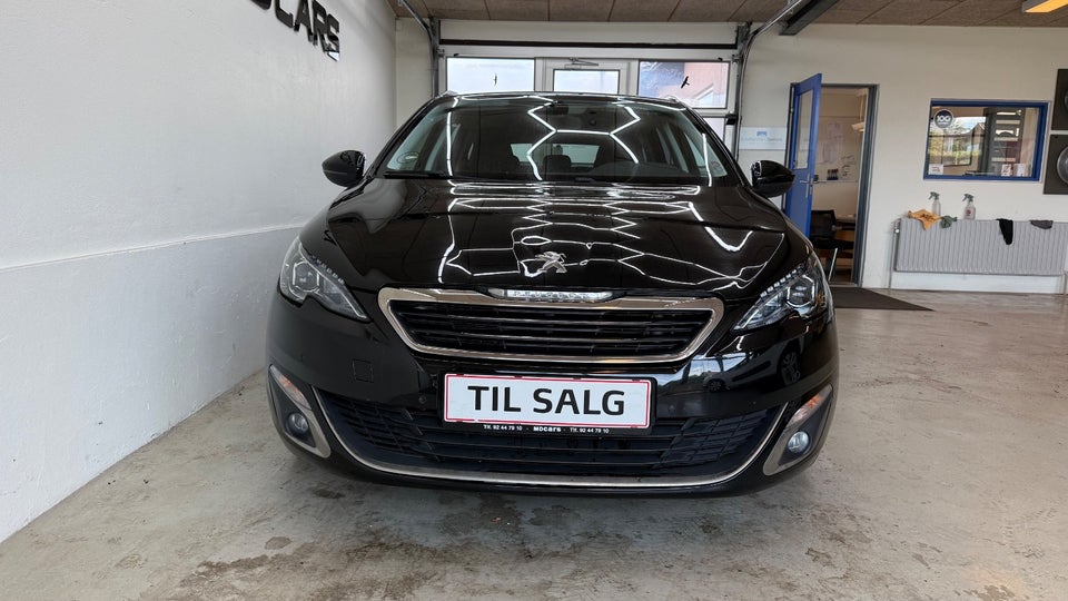 Peugeot 308 1,2 e-THP 130 Allure Sky SW 5d