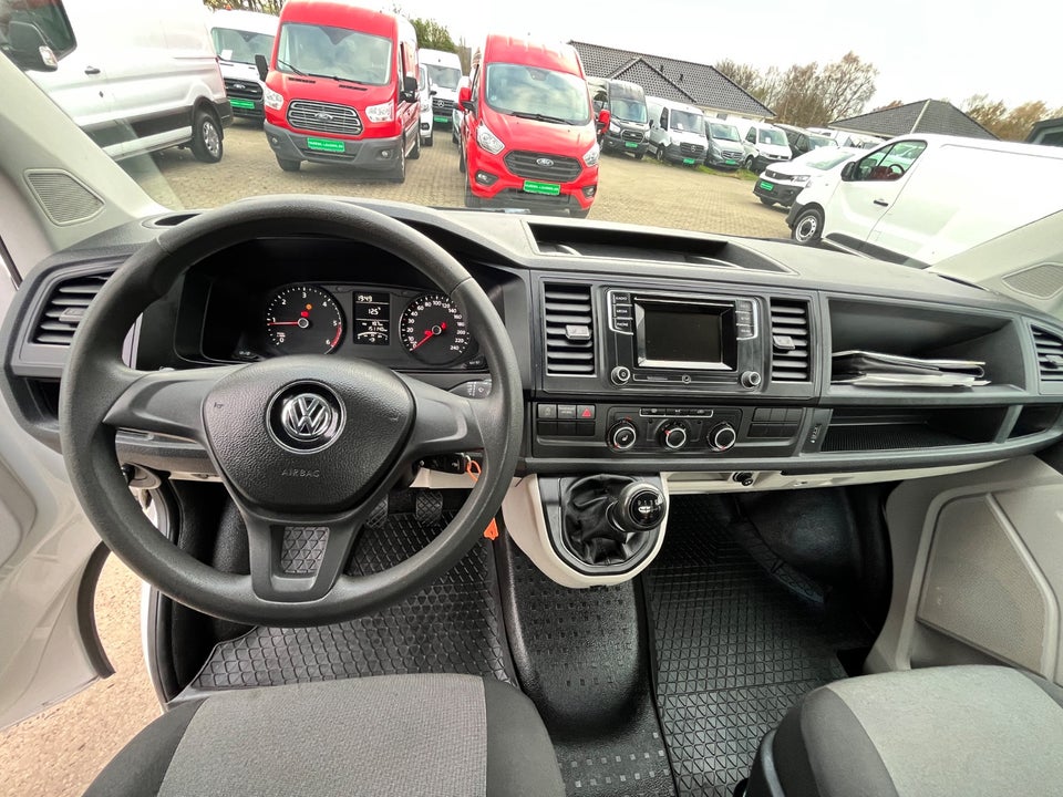 VW Transporter 2,0 TDi 102 Ladvogn lang 2d
