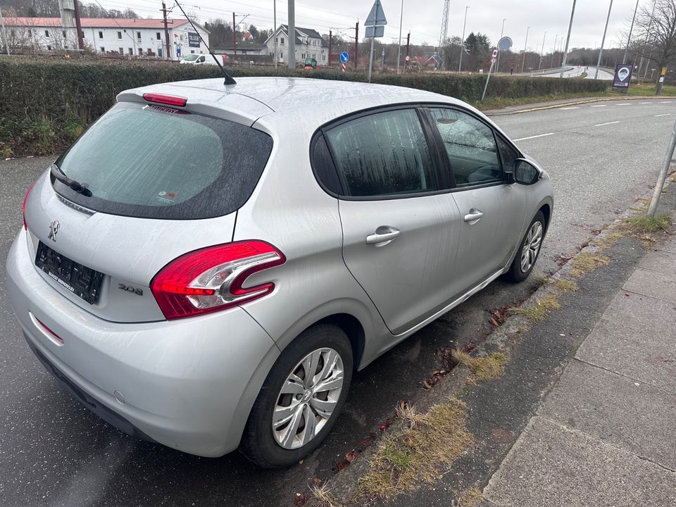 Peugeot 208 1,4 HDi 68 Active 5d