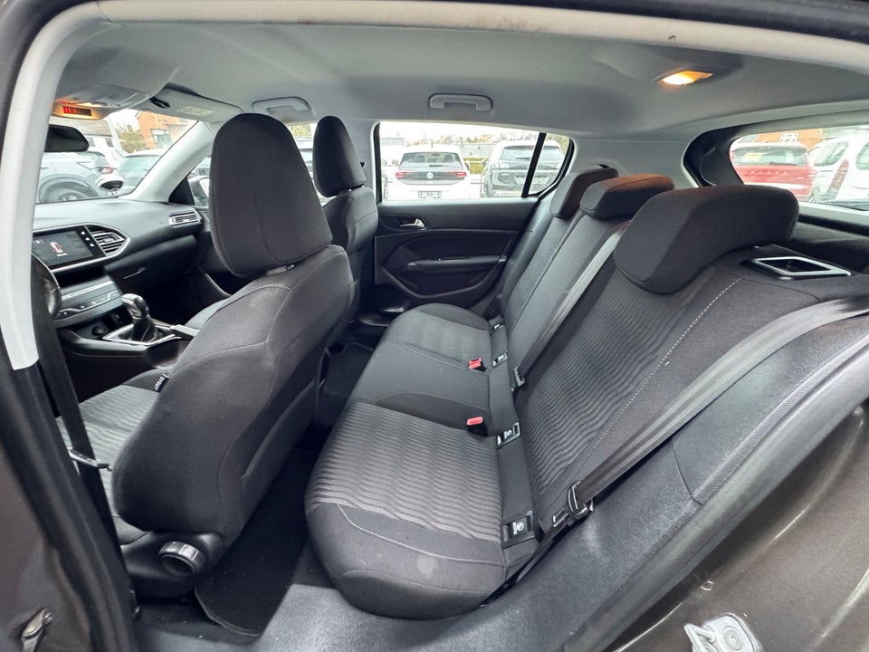 Peugeot 308 1,6 BlueHDi 100 Active 5d