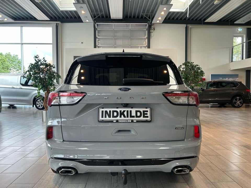 Ford Kuga 2,5 PHEV Graphite Tech CVT 5d