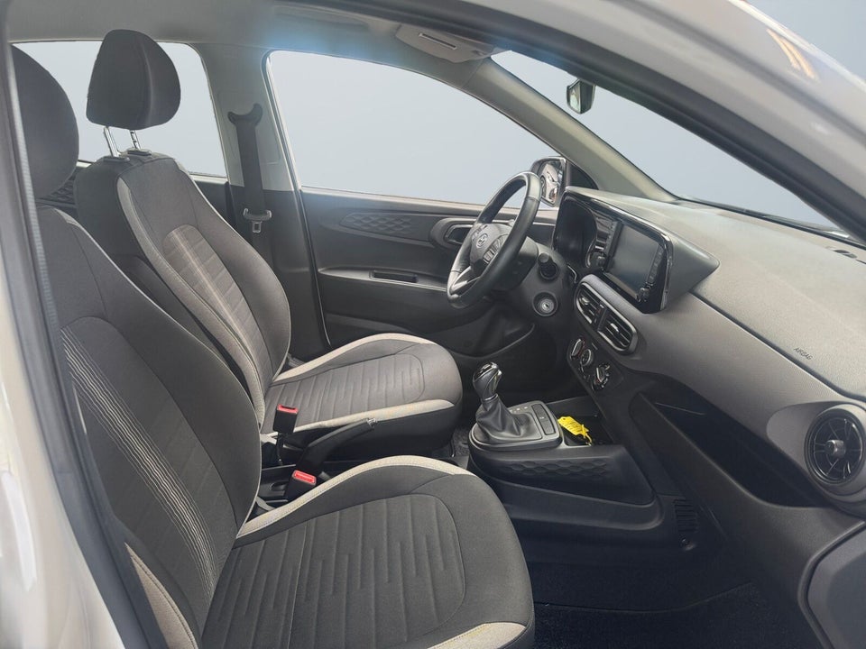 Hyundai i10 1,0 MPi Essential AMT 5d