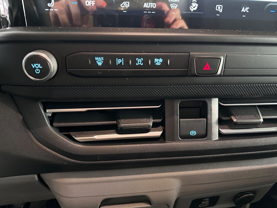 Ford E-Transit Custom 340L 64 Limited