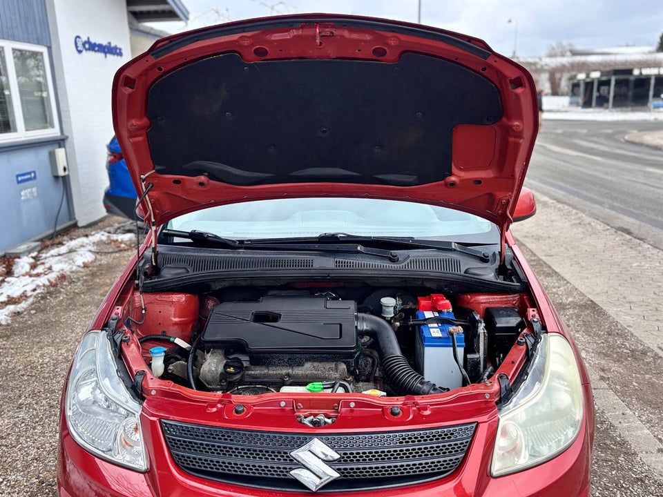 Suzuki SX4 1,6 GL-A 5d