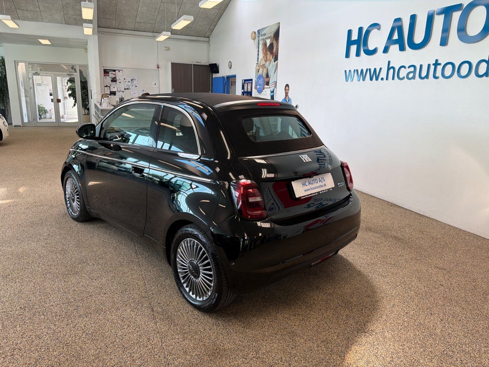 Fiat 500e 42 Icon Cabrio 2d