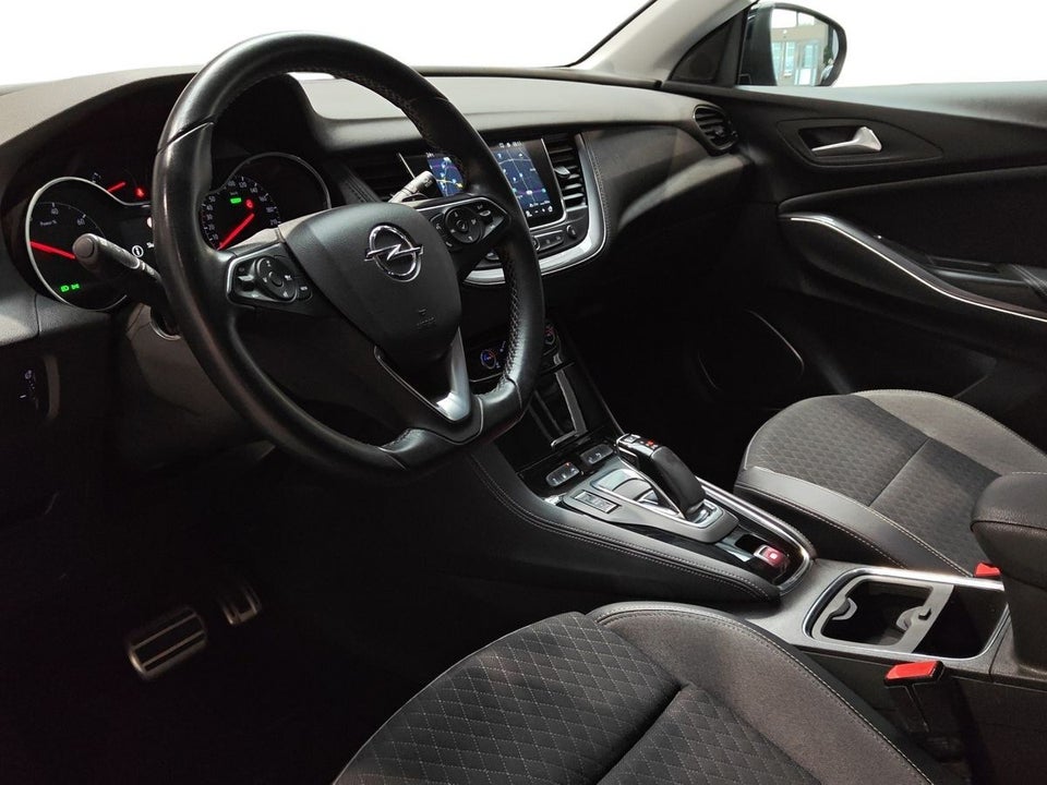 Opel Grandland X 1,6 Hybrid Ultimate aut. 5d