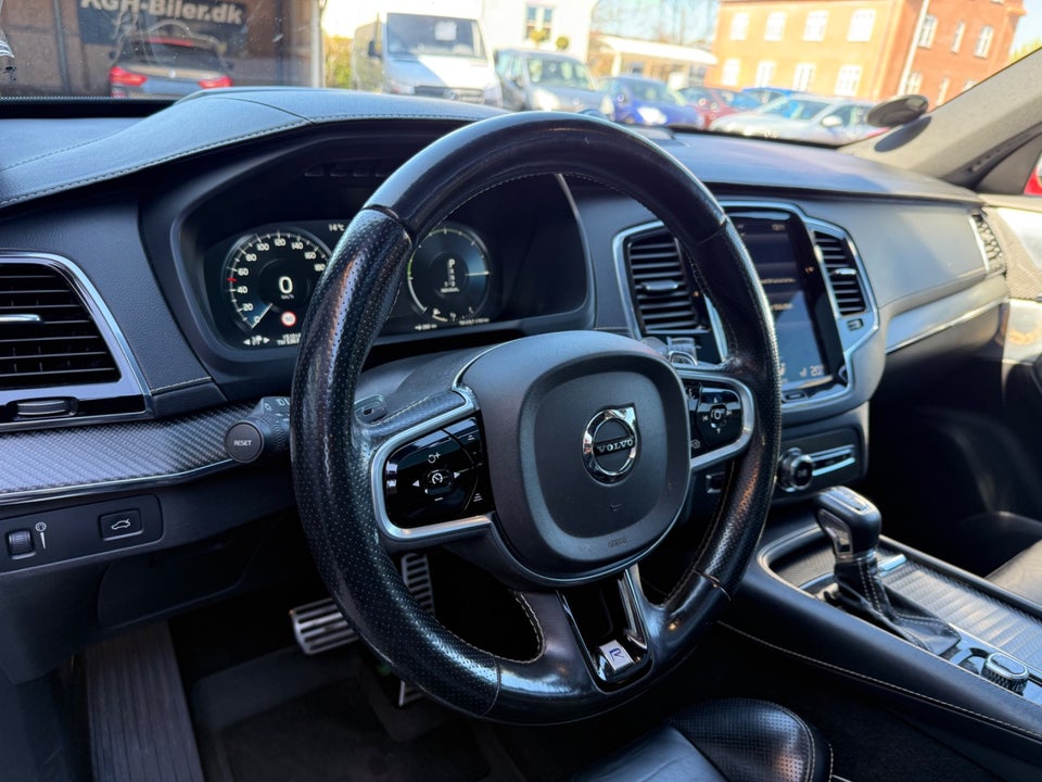 Volvo XC90 2,0 D5 235 R-Design aut. AWD 7prs 5d