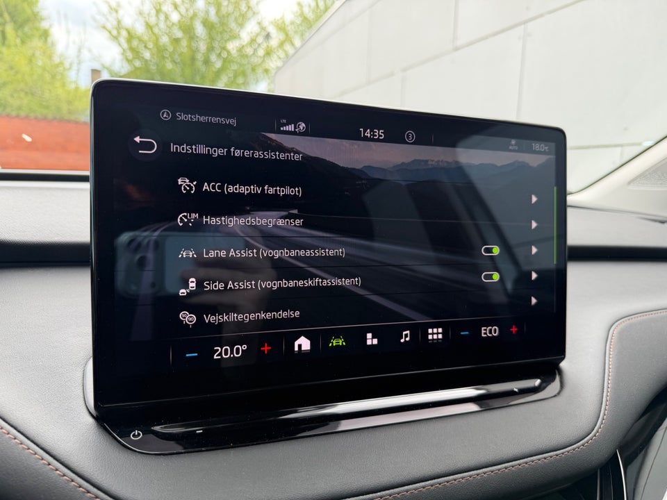 Skoda Enyaq 60 iV ecoSuite 5d