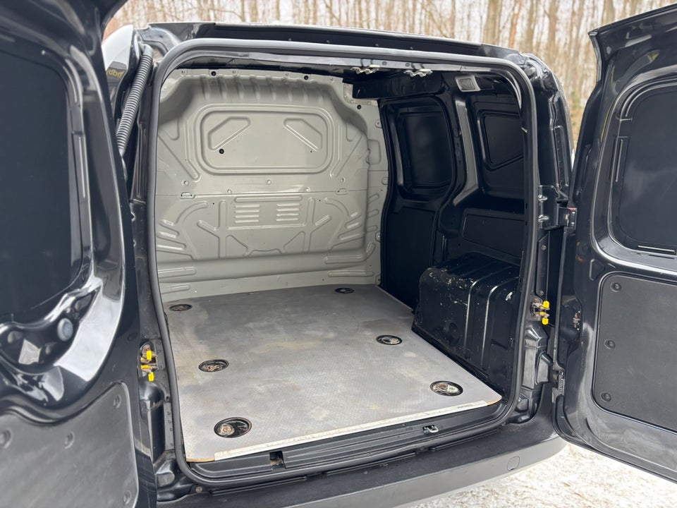 Fiat Fiorino 1,3 MJT 80 Professional MTA Van 5d